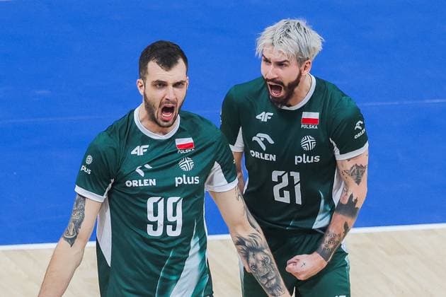 (250927) -- PASAY CITY, Sept. 27, 2025 -- Tomasz Fornal (R) and Norbert Huber of Poland celebrate after scoring a point during the semifinal match between Italy and Poland at the FIVB Men s World Championship, WM, Weltmeisterschaft 2025 in Pasay City, the Philippines, Sept. 27, 2025. ) (SP)PHILIPPINES-PASAY CITY-VOLLEYBALL-FIVB MEN S WORLD CHAMPIONSHIP 2025-SEMIFINALS ROUELLExUMALI 