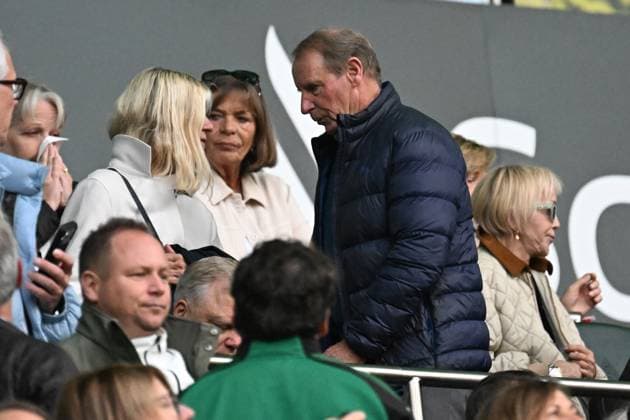 27 09 2025, xjhx, Soccer 1 Bundesliga, Borussia Moenchengladbach Eintracht Frankfurt Berti Vogts DFL DFB REGULATIONS PROHIBIT ANY USE OF PHOTOGRAPHS as IMAGE SEQUENCES and or QUASI VIDEO Moenchengladbach