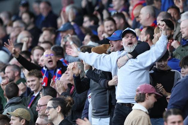 27th September 2025; Selhurst Park, Selhurst, London, England; Premier League Football, Crystal Palace versus Liverpool; Crystal Palace fans celebrate after the match  KatiexChan
