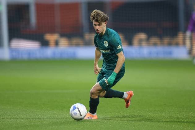 VOLENDAM, 27-09-2025 , KRAS Stadium , season 2025 2026 , Dutch eredivisie football, match between FC Volendam and PEC Zwolle , picture shows PEC Zwolle player Jan Faberski Volendam - PEC  x31224426x Copyright: