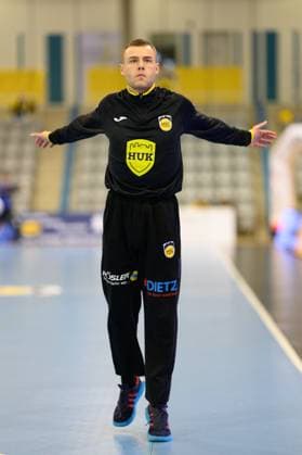 Apfel, Fabian TW, HSC 2000 Coburg, 28 on warm-up GER, Bavaria, HSC 2000 Coburg vs HBW Balingen Weilstetten, 2 Handball Bundesliga, Handball, Matchday 5, Season 2025 2026, 7 30 p.m., Saturday, 27 09 2025 GER, Bavaria, HSC 2000 Coburg vs HBW Balingen Weilstetten, 2 Handball Bundesliga, Handball, Matchday 5, Season 2025 2026, 7 30 p.m., Saturday, 27 09 2025 Coburg Copyright: xEibner-Pressefoto MartinxHerbstx EP_MHT