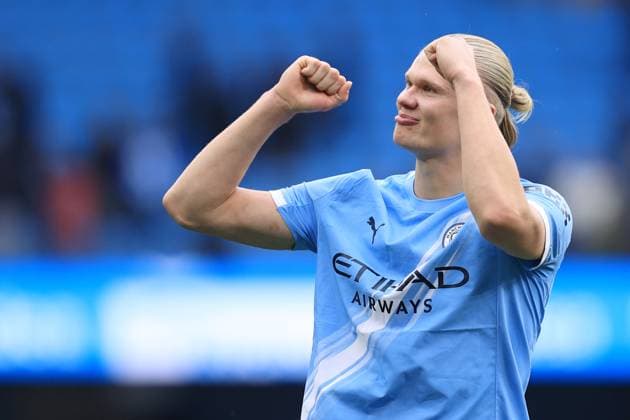 Fußball Premier League Manchester City gegen Burnley 27. September 2025 Premier League Manchester City gegen Burnley Erling Haaland von Manchester City jubelt nach dem Spiel Foto Simon Stacpoole Abseits Manchester UK  Copyright: xSimonxStacpoolexOffside