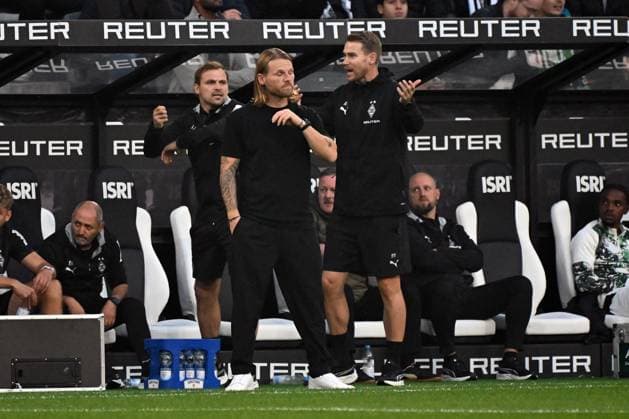 27 09 2025, xjhx, Fussball 1 Bundesliga, Borussia Moenchengladbach Eintracht Frankfurt v l Trainer Eugen Polanski Borussia Mönchengladbach DFL DFB REGULATIONS PROHIBIT ANY USE OF PHOTOGRAPHS as IMAGE SEQUENCES and or QUASI VIDEO Moenchengladbach