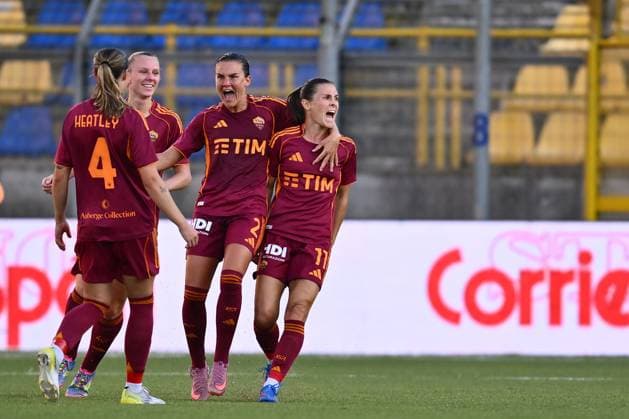 Juventus FC v AS Roma - Serie a Cup Women Emilie Haavi of A.S. Roma Femminile celebrates after scoring the goal to make it 1-1 during the Serie A Women s Cup Final between Juventus F.C. and A.S. Roma at Romeo Menti Stadium in Castellammare di Stabia, Italy, on September 27, 2025 Castellammare di Stabia Italy Italy  Copyright: xDomenicoxCippitellix originalFilename:cippitelli-juventus250927_npA6V.jpg