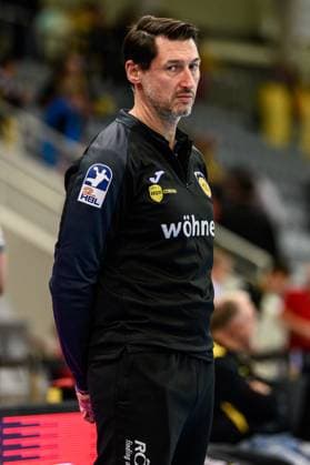 Mahmutefendic, Anel Coach, HSC 2000 Coburg GER, Bavaria, HSC 2000 Coburg vs HBW Balingen Weilstetten, 2 Handball Bundesliga, Handball, Matchday 5, Season 2025 2026, 7 30 p.m., Saturday, 27 09 2025 GER, Bavaria, HSC 2000 Coburg vs HBW Balingen Weilstetten, 2 Handball Bundesliga, Handball, Matchday 5, Season 2025 2026, 7 30 p.m., Saturday, 27 09 2025 Coburg Copyright: xEibner-Pressefoto MartinxHerbstx EP_MHT