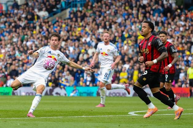 Leeds United FC v AFC Bournemouth, Premier League Brenden Aaronson Of Leeds United shoots at goal during the Leeds United FC v AFC Bournemouth English Premier League match at Elland Road, Leeds, England, United Kingdom on 27 September 2025 Credit: Lee Keuneke Every Second Media Editorial use only. All images are copyright Every Second Media Limited. No images may be reproduced without prior permission. All rights reserved. Premier League and Football League images are subject to licensing agreements with Football DataCo Limited. see https: www.football-dataco.com Copyright: xIMAGO EveryxSecondxMediax ESM-1602-0112 LeexKeunekex xEveryxSecondxMediax