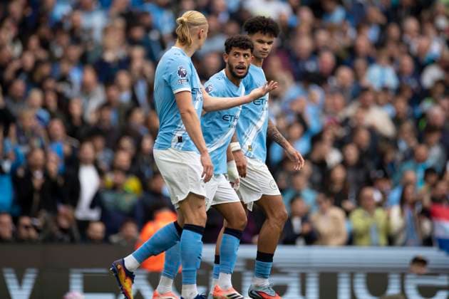 Manchester City v Burnley - Premier League Oscar Bobb of Manchester City F.C. celebrates his goal during the Premier League match between Manchester City and Burnley at the Etihad Stadium in Manchester, England, on September 27, 2025. Manchester Manchester United, ManU Kingdom  Copyright: xMIxNewsx originalFilename:fletcher-manchest250927_npvYA.jpg