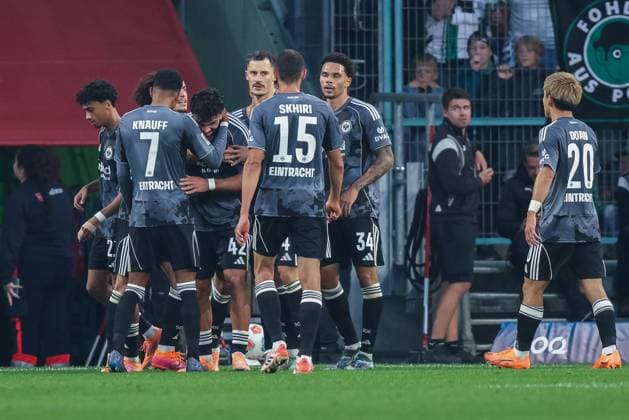 Soccer 1 Bundesliga 5 Matchday Borussia Mönchengladbach Eintracht Frankfurt on 27 09 2025 at Borussia Park in Mönchengladbach Goal celebration to 0 5 by Tiago Pereira Cardoso Mönchengladbach DFL regulations prohibit any use of photographs as image sequences and or quasi video xJRx