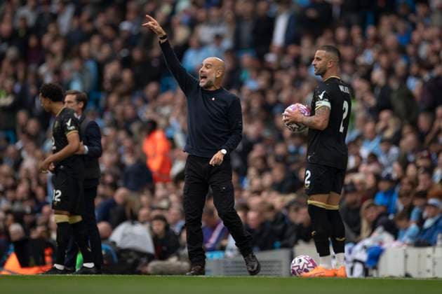 Manchester City v Burnley - Premier League Manchester City F.C. manager Pep Guardiola gesticulates during the Premier League match between Manchester City and Burnley at the Etihad Stadium in Manchester, England, on September 27, 2025. Manchester Manchester United, ManU Kingdom  Copyright: xMIxNewsx originalFilename:fletcher-manchest250927_npM9v.jpg
