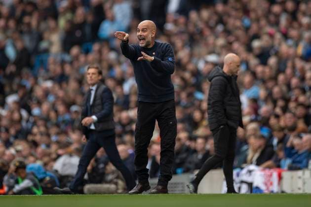 Manchester City v Burnley - Premier League Manchester City F.C. manager Pep Guardiola gesticulates during the Premier League match between Manchester City and Burnley at the Etihad Stadium in Manchester, England, on September 27, 2025. Manchester Manchester United, ManU Kingdom  Copyright: xMIxNewsx originalFilename:fletcher-manchest250927_nppzz.jpg