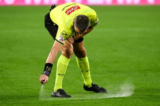Referee Simone Sozza during the Serie A 2025 2026 football match between Juventus FC and Atalanta BC at Juventus Stadium in Torino (Italy), September 27, 2025. andreaxstaccioli