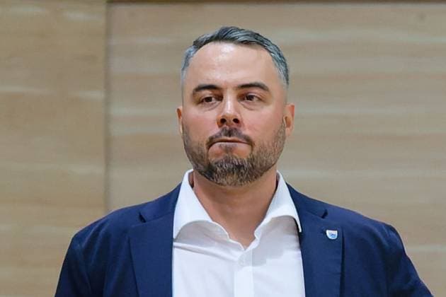Timur Topal Lions, Head Coach , Syntainics MBC vs Saarlouis Royals, Basketball, Women, Bundesliga, Season 2025 2026, 1 Matchday, 27 09 2025 Halle SWH Arena Sachsen Anhalt Germany