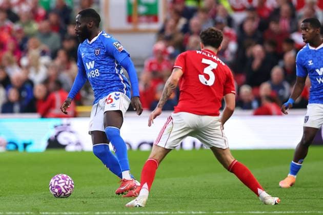 Nottingham Forest FC v Sunderland AFC, Premier League Arthur Masuaku of Sunderland looks to get past Neco Williams of Nottingham Forest during the Nottingham Forest FC v Sunderland AFC English Premier League match at the City Ground, Nottingham, United Kingdom on 27 September 2025 Credit: Ryan Crockett Every Second Media Editorial use only. All images are copyright Every Second Media Limited. No images may be reproduced without prior permission. All rights reserved. Premier League and Football League images are subject to licensing agreements with Football DataCo Limited. see https: www.football-dataco.com Copyright: xIMAGO EveryxSecondxMediax ESM-1598-0054 RyanxCrockettx xEveryxSecondxMediax