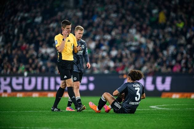 MOENCHENGLADBACH, GERMANY - 27 SEPTEMBER, 2025: - The football match of Bundesliga Borussia Moenchengladbach vs Eintracht Frankfurt at Borussia Park.  Copyright: xVITALIIxKLIUIEVx