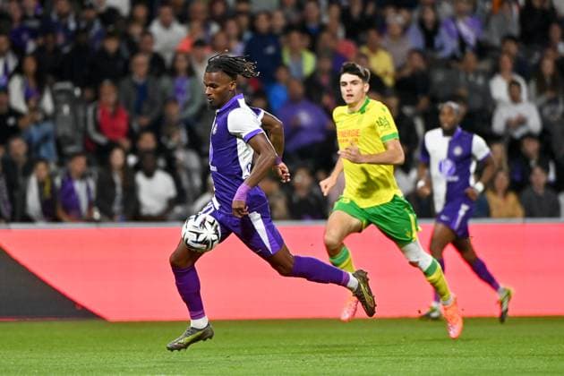 Toulouse FC v FC Nantes - Ligue 1 McDonald s 2025 2026 10 Yann GBOHO (tfc) during the Ligue 1 McDonald s match between Toulouse and Nantes at Stadium de Toulouse on September 27, 2025 in Toulouse, France. Toulouse France  Copyright: xFEPx 776348141