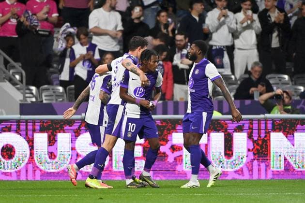 Toulouse FC v FC Nantes - Ligue 1 McDonald s 2025 2026 03 Mark MCKENZIE (tfc) - 10 Yann GBOHO (tfc) during the Ligue 1 McDonald s match between Toulouse and Nantes at Stadium de Toulouse on September 27, 2025 in Toulouse, France. Toulouse France  Copyright: xFEPx 776348141