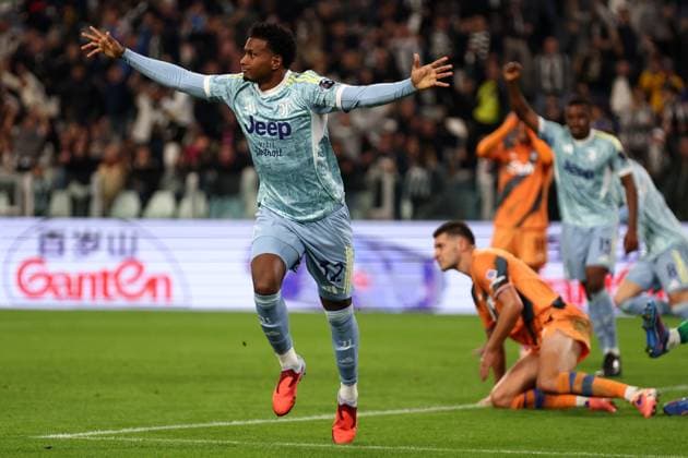 Juan David Cabal (Juventus Fc) celebrates after scoring his team s first goal, Serie A, Juventus FC v Atalanta BC, Allianz Stadium, September 27, 2025, Turin, Italy.