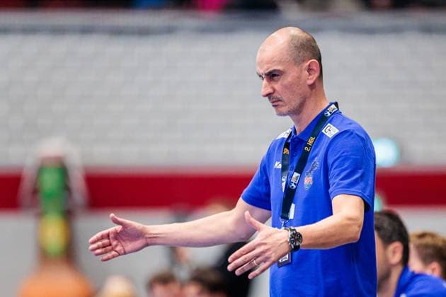 Emir Kurtagic 1 VfL Potsdam, Coach gestures GER, TuS N Luebbecke vs 1 VfL Potsdam, Handball, 2 Bundesliga, Matchday 5, Season 2025 2026, 27 09 2025 GER, TuS N Luebbecke vs 1 VfL Potsdam, Handball, 2 Bundesliga, Matchday 5, Season 2025 2026, 27 09 2025 Luebbecke Copyright: xEibner-Pressefoto JanxRollingerx EP_JSK