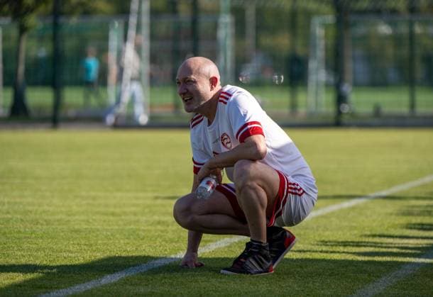 Soccer, Men, Season 2025 2026, NOFV Oberliga Nord, SV Sparta Lichtenberg, Naming ceremony, Fischerstraße sports facility becomes Paul Kalkbrenner sports field, in the picture Paul Kalkbrenner namesake of the Paul Kalkbrenner sports field , 27 09 2025, Copyright: xMatthiasxKochx