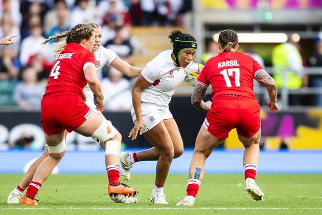 Canada Women v England Women Women s Rugby World Cup 2025 27 09 2025. Final Sadia Kabeya of England under pressure from Brittany Kassil of Canada during the Women s Rugby World Cup 2025 Final match between Canada Women and England Women at Allianz Stadium, Twickenham, Richmond, United Kingdom on 27 September 2025. Richmond Allianz Stadium London United Kingdom Editorial use only , Copyright: xSimonxKingx PSI-22918-0114
