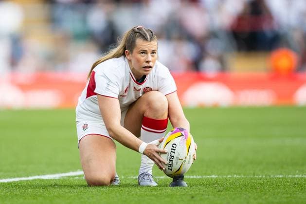 Canada Women v England Women Women s Rugby World Cup 2025 27 09 2025. Final Zoe Harrison of England lines up a kick at goal during the Women s Rugby World Cup 2025 Final match between Canada Women and England Women at Allianz Stadium, Twickenham, Richmond, United Kingdom on 27 September 2025. Richmond Allianz Stadium London United Kingdom Editorial use only , Copyright: xSimonxKingx PSI-22918-0118