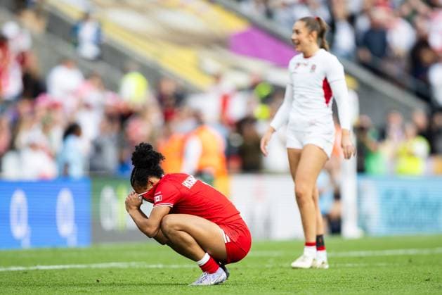 Canada Women v England Women Women s Rugby World Cup 2025 27 09 2025. Final Asia Hogan-Rochester of Canada is despondent at the final whistle after the Women s Rugby World Cup 2025 Final match between Canada Women and England Women at Allianz Stadium, Twickenham, Richmond, United Kingdom on 27 September 2025. Richmond Allianz Stadium London United Kingdom Editorial use only , Copyright: xSimonxKingx PSI-22918-0122