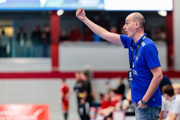 Emir Kurtagic 1 VfL Potsdam, Coach gestures GER, TuS N Luebbecke vs 1 VfL Potsdam, Handball, 2 Bundesliga, Matchday 5, Season 2025 2026, 27 09 2025 GER, TuS N Luebbecke vs 1 VfL Potsdam, Handball, 2 Bundesliga, Matchday 5, Season 2025 2026, 27 09 2025 Luebbecke Copyright: xEibner-Pressefoto JanxRollingerx EP_JSK