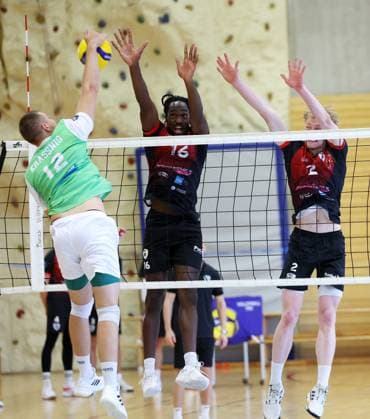 BAU 27 09 2025 Ludwigsburg Volleyball Barock Volley MTV Ludwigsburg vs TSV Haching, f l Noel Simon Jakob Krassnig Haching , Nyherowo Omene, Philipp Herrmann LB