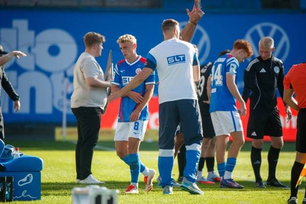 Cedric Harenbrock Rostock was substituted GER, FC Hansa Rostock vs TSV Havelse, Soccer, Men, 3 Liga, 08 Matchday, Season 2025 2026, 27 09 2025 Rostock Ostseestadion Mecklenburg Vorpommern Germany