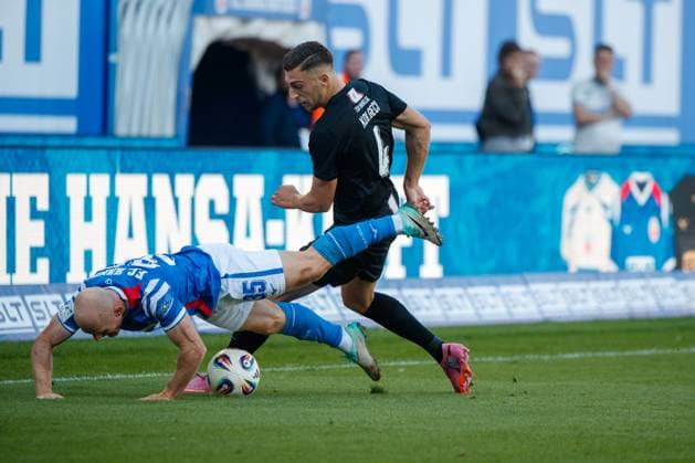 left Maximilian Krauß Rostock vs Besfort Kolgeci Havelse GER, FC Hansa Rostock vs TSV Havelse, Football, Men, 3 Liga, 08 Matchday, Season 2025 2026, 27 09 2025 Rostock Ostseestadion Mecklenburg Vorpommern Germany