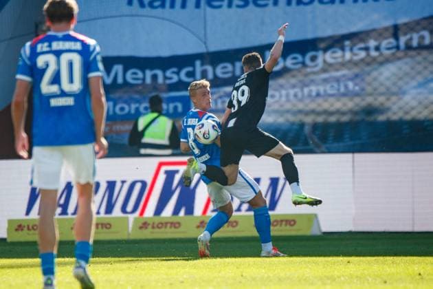 left Cedric Harenbrock Rostock vs Florian Riedel Havelse GER, FC Hansa Rostock vs TSV Havelse, Football, Men, 3 Liga, 08 Matchday, Season 2025 2026, 27 09 2025 Rostock Ostseestadion Mecklenburg Vorpommern Germany