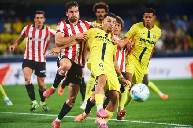 George Mikautadze (Villarreal CF) and Inigo Lekue (Athletic Club) during the LaLiga EA Sports match between Villarreal CF and Athletic Club at Estadio de la Ceramica on September 27, 2025 in Villarreal, Spain. (Photo by Maria Jose Segovia DeFodi Images) George Mikautadze Villarreal CF and Inigo Lekue Athletic Club during the LaLiga EA Sports match between Villarreal CF and Athletic Club at Estadio de la Ceramica on September 27, 2025 in Villarreal, Spain Photo by Maria Jose Segovia DeFodi Images