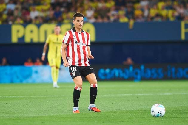 Ruiz de Galarreta (Athletic Club) during the LaLiga EA Sports match between Villarreal CF and Athletic Club at Estadio de la Ceramica on September 27, 2025 in Villarreal, Spain. (Photo by Maria Jose Segovia DeFodi Images) Ruiz de Galarreta Athletic Club during the LaLiga EA Sports match between Villarreal CF and Athletic Club at Estadio de la Ceramica on September 27, 2025 in Villarreal, Spain Photo by Maria Jose Segovia DeFodi Images