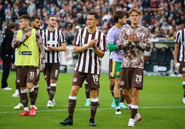 Germany Soccer Bundesliga 2025 26, 5 Matchday FC St Pauli vs Bayer 04 Leverkusen Millerntor Stadion Hamburg Hamburg Copyright: xAymanxAlahmedx