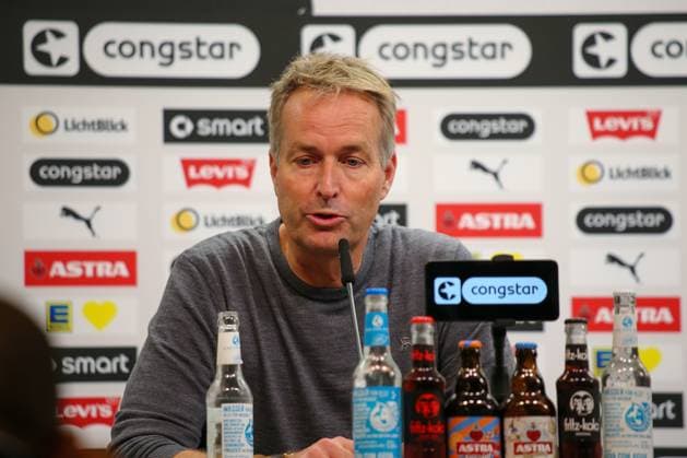 Germany Soccer Bundesliga 2025 26, 5 Matchday FC St Pauli vs Bayer 04 Leverkusen Millerntor Stadion Hamburg Coachs press conference Kasper Hjulmand Coach, Bayer 04 Leverkusen Hamburg Copyright: xAymanxAlahmedx