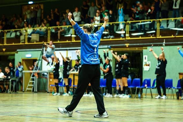 Handball I Women I Season 2025 2026 I 3 Liga Nord I 3 Matchday I SV Henstedt Ulzburg TV Hannover Badenstedt I 27 09 2025 Sophia Krohn 1, SV Henstedt Ulzburg jubilant Copyright: xLobeca RalfxHomburgx