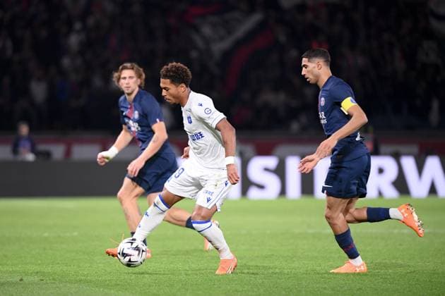Paris Saint-Germain FC v AJ Auxerre - Ligue 1 McDonald s 2025 2026 19 Danny NAMASO (aja) - 02 Achraf HAKIMI (psg) during the Ligue 1 McDonald s match between Paris and Auxerre at Parc des Princes on September 27, 2025 in Paris, France. Paris France  Copyright: xFEPx 776348144