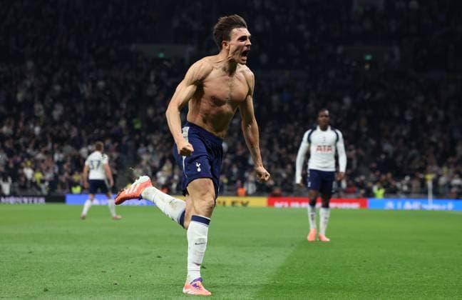 London, England, 27th September 2025. Joao Palhinha of Tottenham Hotspur celebrates after scoring to make it 1-1 during the Tottenham Hotspur vs Wolverhampton Wanderers Premier League match at the Tottenham Hotspur Stadium, London. Picture credit should read: Paul Terry Sportimage EDITORIAL USE ONLY. No use with unauthorised audio, video, data, fixture lists, club league logos or live services. Online in-match use limited to 120 images, no video emulation. No use in betting, games or single club league player publications. SPI_043_PT_Tottenham_Wolves SPI-4168-0043