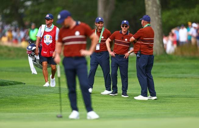 Luke Donald, Edoardo Molinari Vice Captain and Thomas Bjorn Vice Captain of Team Europe 2025 Ryder Cup, Day Two, Afternoon Four-Balls, Golf, Bethpage Black Golf Course, New York, USA - 27 Sep 2025New York Bethpage Black Golf Course New York (NY) United States of America EDITORIAL USE ONLY No use with unauthorised audio, video, data, fixture lists, club league logos or live services. Online in-match use limited to 120 images, no video emulation. No use in betting, games or single club league player publications. Copyright: xJamesxMarsh Shutterstockx 15500202bi