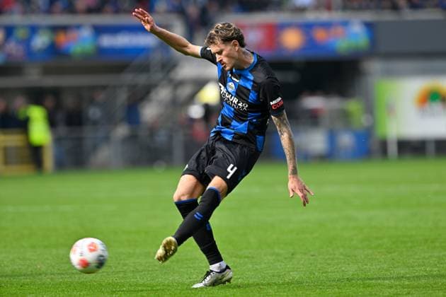 Paderborn, Home Deluxe Arena, 27 09 25, GER, Herren, 2 Bundesliga, Saison 2025 2026, SC Paderborn 07 1 FC Kaiserslautern Bild Calvin BRACKELMANN Paderborn DFL regulations prohibit any use of photographs as image sequences and or quasi video NRW Germany