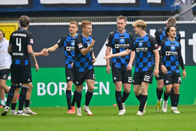 Paderborn, Home Deluxe Arena, 27 09 25, GER, Herren, 2 Bundesliga, Saison 2025 2026, SC Paderborn 07 1 FC Kaiserslautern Bild Laurin CURDA Paderborn jubilates after his goal for 2 0 DFL regulations prohibit any use of photographs as image sequences and or quasi video NRW Germany