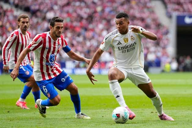 Atletico de Madrid v Real Madrid CF - LaLiga EA Sports Koke Resurreccion central midfield of Atletico de Madrid and Spain and Kylian Mbappe centre-forward of Real Madrid and France in action during the LaLiga EA Sports match between Atletico de Madrid and Real Madrid CF at Riyadh Air Metropolitano on September 27, 2025 in Madrid, Spain. Madrid Spain  Copyright: xJosexBretonx originalFilename:bretonhernandez-atletico250927_np6Ve.jpg