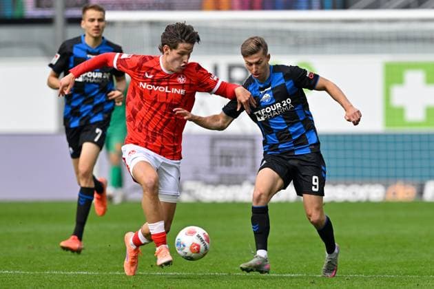 Paderborn, Home Deluxe Arena, 27 09 25, GER, Herren, 2 Bundesliga, Saison 2025 2026, SC Paderborn 07 1 FC Kaiserslautern Bild Nick BAETZNER Paderborn DFL regulations prohibit any use of photographs as image sequences and or quasi video NRW Germany