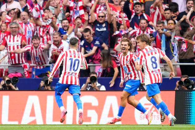 Atletico de Madrid v Real Madrid CF - LaLiga EA Sports Antoine Griezmann second striker of Atletico de Madrid and France celebrates after scoring his sides first goal during the LaLiga EA Sports match between Atletico de Madrid and Real Madrid CF at Riyadh Air Metropolitano on September 27, 2025 in Madrid, Spain. Madrid Spain  Copyright: xJosexBretonx originalFilename:bretonhernandez-atletico250927_nplUV.jpg