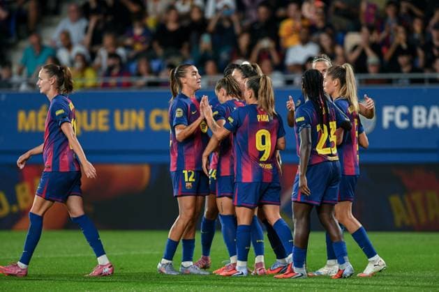 FC Barcelona, Barca v RCD ESPANYOL. JOHAN CRUYFF STADIUM,BARCELONA. September 27,2025 FC BARCELONA vs RCD ESPANYOL. September 25,2025 Claudia Pina (9) of FC Barcelona celebrates scoring his team s second goal with teammates during the match between FC Barcelona and Real Sociedad corresponding to the fifth day of the La Liga F Moeve at the Johan Cruyff Stadium in Barcelona, Spain, on September 27, 2025. Barcelona ESP Copyright: xS.xRosx