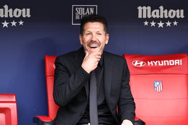 Diego Simeone (Atletico), SEPTEMBER 27, 2025 - Football Soccer : Spanish LaLiga EA Sports match between Club Atletico de Madrid - Real Madrid CF at the Estadio Riyahd Air Metropolitano in Madrid, Spain. Noxthirdxpartyxsales  aflo_305027803