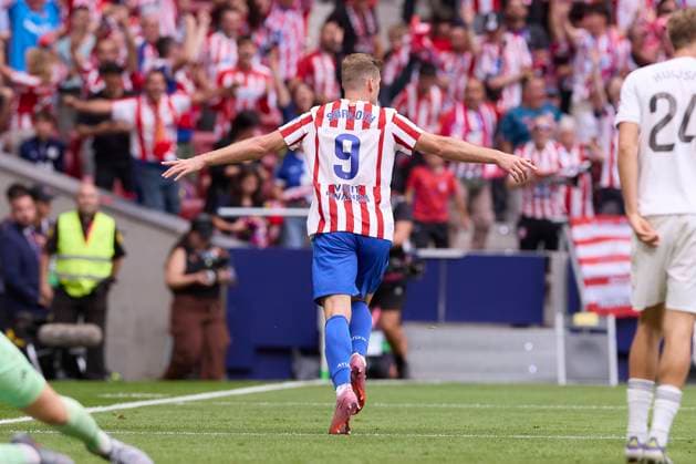 September 27, 2025, Madrid, Spain: Alexander Sorlot of Atletico Madrid celebrates a goal during the 2025 2026 La Liga EA Sports week 7 football match between Atletico Madrid and Real Madrid CF at Riyadh Air Metropolitano Stadium. Final score: Atletico Madrid 5:2 Real Madrid CF Madrid Spain - ZUMAs197 20250927_aaa_s197_194 Copyright: xFedericoxTitonex