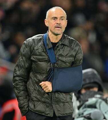 French Ligue 1: PSG vs Auxerre PARIS, FRANCE - SEPTEMBER 27: Head coach of Paris Saint - Germain, Luis Enrique, in action during the French Ligue 1 (L1) football match between Paris Saint-Germain (PSG) and Auxerre at Parc des Princes stadium in Paris, France on September 27, 2025. Mustafa Yalcin Anadolu Paris France. Editorial use only. Please get in touch for any other usage.  Copyright: x2025xAnadoluxMustafaxYalcinx