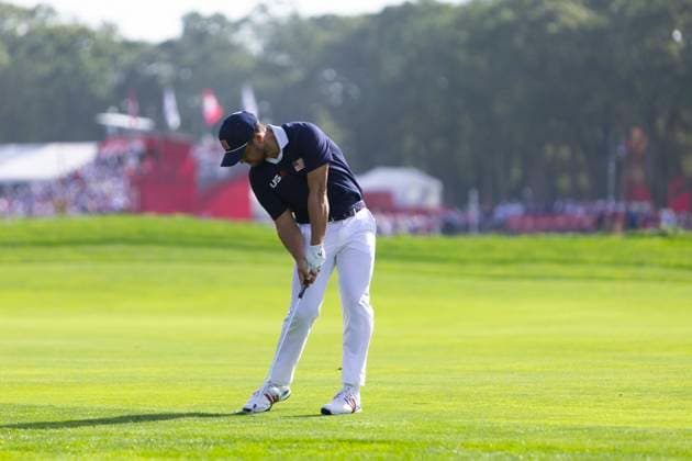September 27, 2025, Farmingdale, Ny, United States: FARMINGDALE, NY - SEPTEMBER 27: Xander Schaufflele of Team USA hits an approach shot on hole 12 during the Ryder Cup - Morning Foursomes Matches at Bethpage Black Golf Course on September 27, 2025 in Farmingdale, NY. Ryder Cup - Morning Foursomes Matches  - ZUMAt139 20250927_aaa_t139_158 Copyright: xAlxChang IsixPhotosx