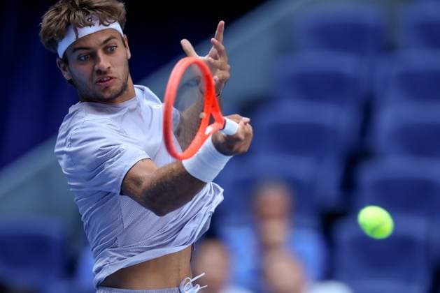 BEIJING, CHINA - SEPTEMBER 28: Flavio Cobolli of Italy returns a shot in the Men s Singles Round of 16 match against Learner Tien of the United States on day 7 of the 2025 China Open at National Tennis Center on September 28, 2025 in Beijing, China.  Copyright: xVCGx 111593669591